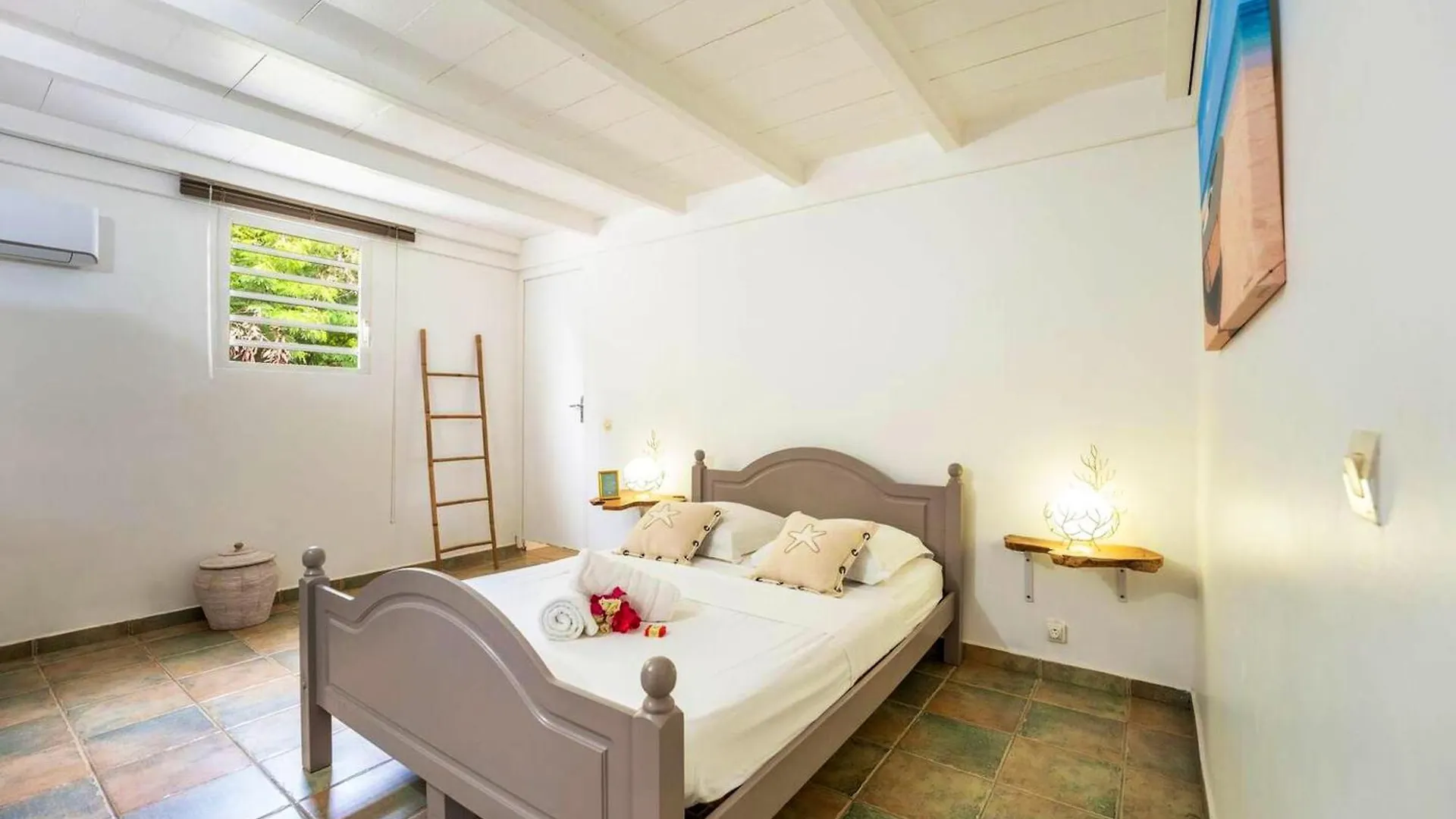 Villa Elegante A Saint-Francois + Piscine Privee Ouverte Toute L'Annee